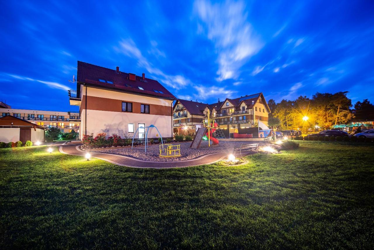 Dom Wypoczynkowy Rejs Łeba Exterior foto